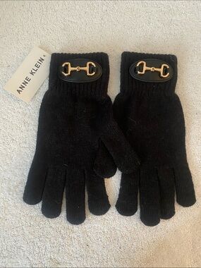 Anne Klein Black Knit Gloves with Gold Horsebit Accent